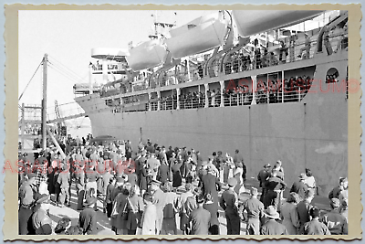 WW2 CHINA WOMEN LADY AMERICA SEAPORT CRUISE FERRY SHIP Vintage Photo A42 中国旧老照片