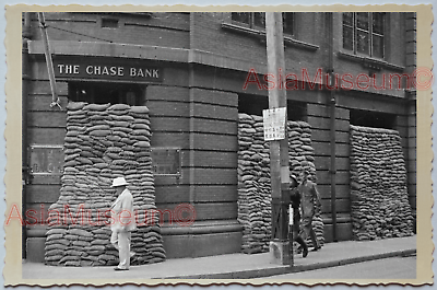 WW2 CHINA SHANGHAI STREET SCENE CHASE BANK USA AMERICA Vintage Photo 中国上海老照片 382