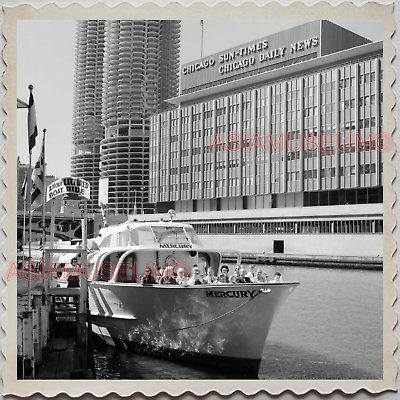 40s USA CHICAGO RIVER BOAT SHIP PIER SUN TIMES BUILDING OLD Vintage Photo S10087