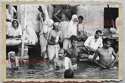 40s PORTRAIT River Devotee GAY BOMBAY Topless Man B&W Vintage INDIA Photo 293