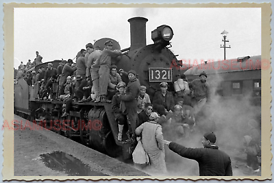 WW2 CHINA SHANGHAI RAILWAY LOCOMOTIVE TRAIN SOLDIER Vintage Photo A53 中国旧老照片