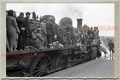 WW2 CHINA SHANGHAI RAILWAY LOCOMOTIVE TRAIN SOLDIER Vintage Photo A51 中国旧老照片