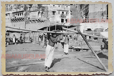 40s PORTRAIT Street Scene BOMBAY Gay Topless Man B&W Vintage INDIA Photo 364