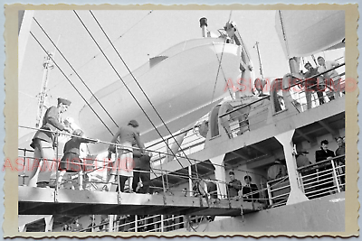 WW2 CHINA NANKING WOMEN LADY AMERICA CRUISE FERRY SHIP Vintage Photo A40 中国旧老照片