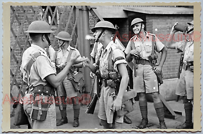 WW2 CHINA SHANGHAI BRITISH AREA ARMY SOLDIER MILITARY Vintage Photo 中国上海老照片 383