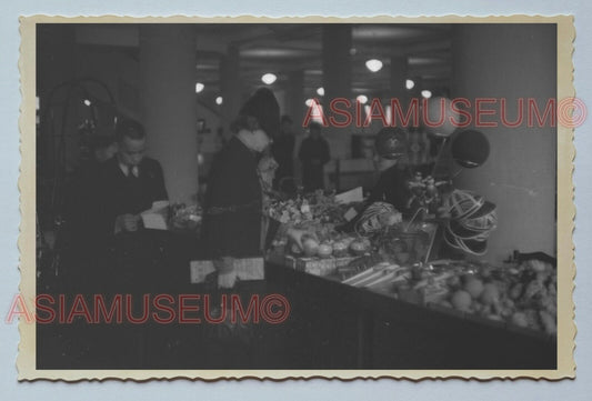 1940s SHOPPING MALL STORE VENDOR B&W Vintage China Shanghai Photo #162 中国上海老照片