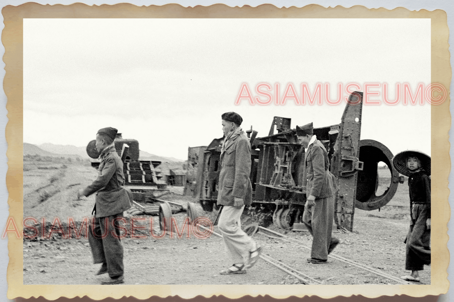 40s WW2 Vietnam RAIL TRACK BOY HARBOR TUNNEL BUNKER WAR CAMP Vintage Photo 26335