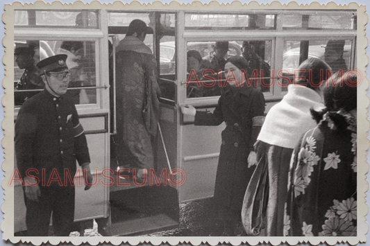 WW2 50s JAPAN KOBE NIPPON BUS CONDUCTOR WOMEN LADY SMILE Vintage Photo #15938