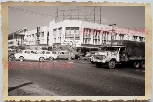 50s THAILAND BANGKOK ROAD TRAFFIC STREET TRUCK ADS SCENE CAR VINTAGE Photo 36685