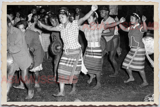 50s PHILIPPINES MOUNTAIN TRIBE CAMP TATTOO WOMEN MEN DANCE Vintage Photo 24223