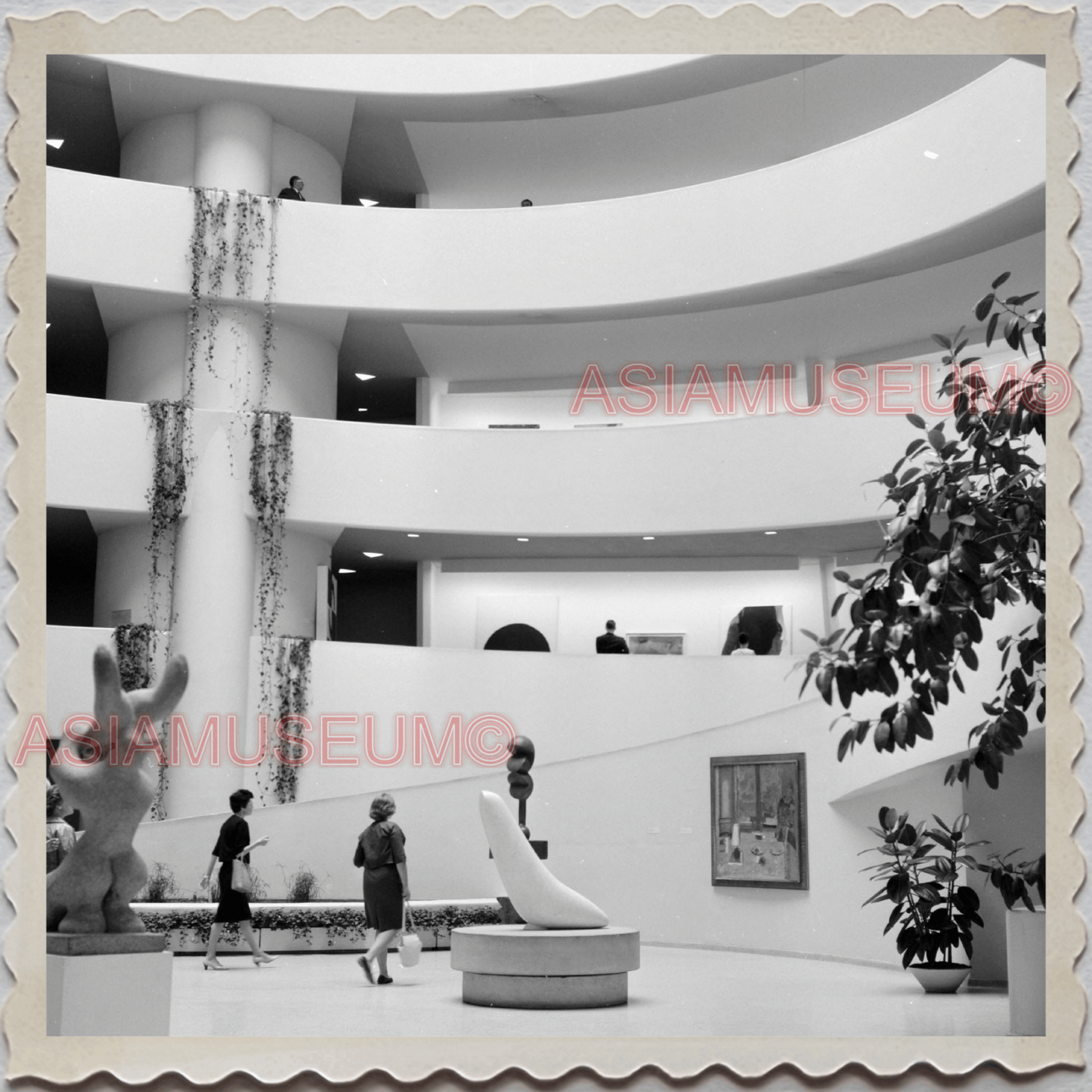 50s MANHATTAN NEW YORK CITY Solomon R. The Guggenheim Museum  OLD USA Photo 9223