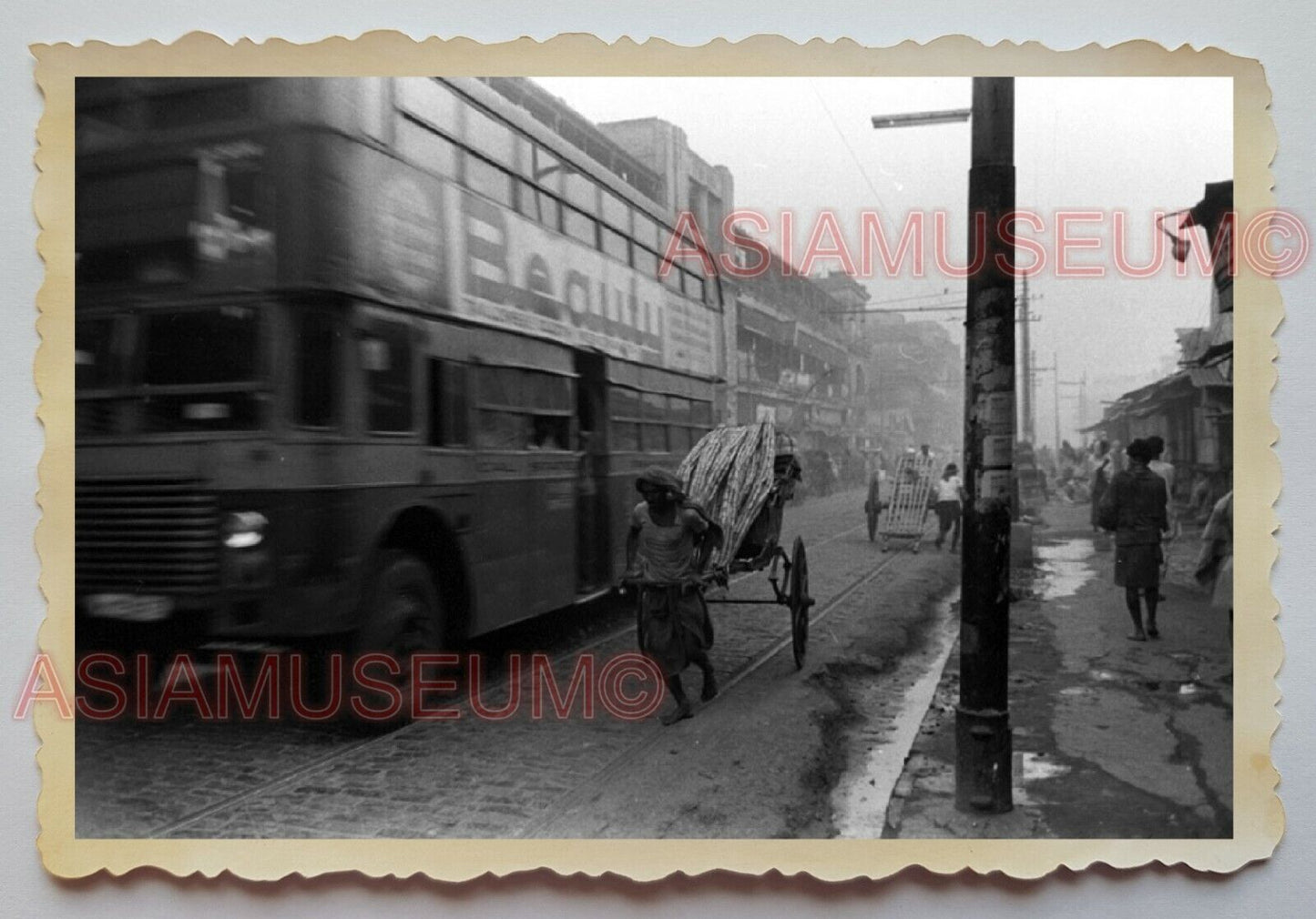 1940s KOLKATA STREET SCENE CAR BUS RICKSHAW BUILDING Vintage INDIA Photo #1140