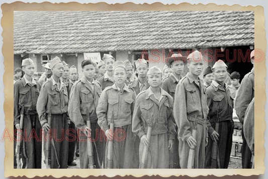 40s WW2 Vietnam GUERILLA ARMY SOLDIER RECRUIT WAR BASE CAMP Vintage Photo 28504