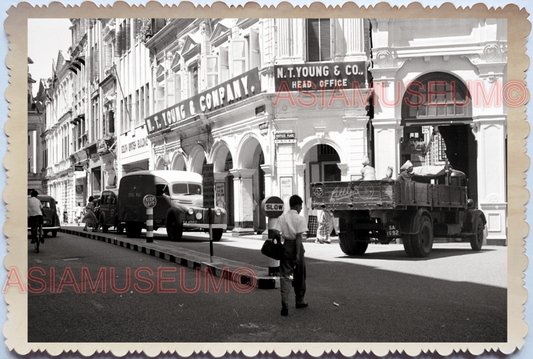 WW2 Street Scene Truck Transportation Traffic Light Shop Singapore Photo 27936