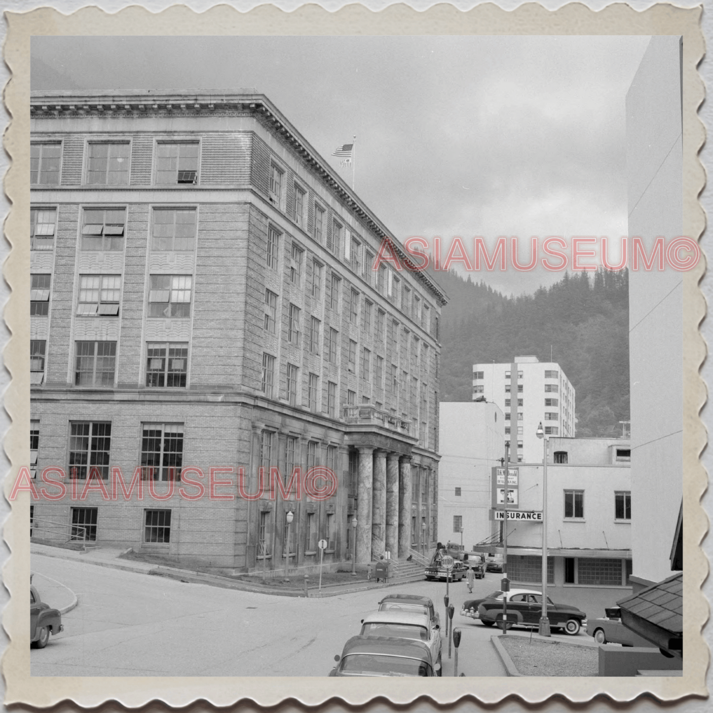 50s JANEAU CITY ALASKA GASTINEAU CHANNEL CAR STREET ROAD VINTAGE USA Photo 10153