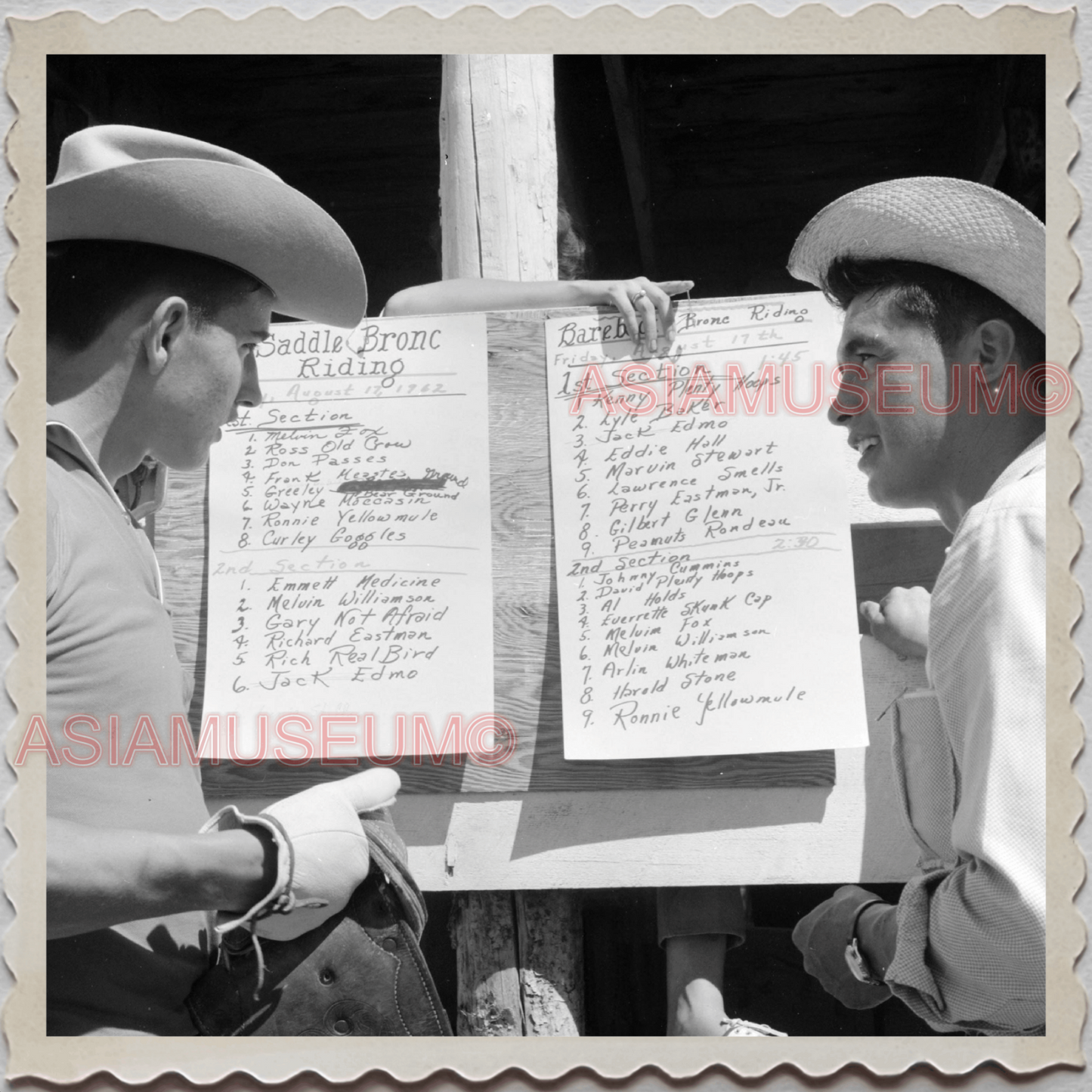 50s CROW TRIBE BIG HORN COUNTY MONTANA AGENCY RODEO MAN VINTAGE USA Photo 8669