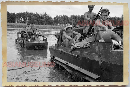 50s Indochina Vietnam War Topless Man Boat Amphibian Rifle Vintage Photo 1405