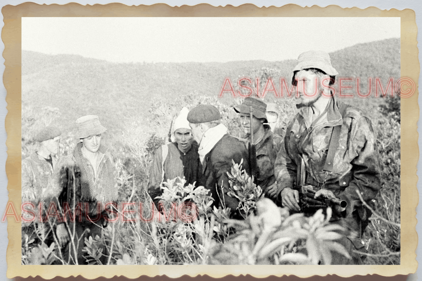 40s WW2 Vietnam FRANCE FRENCH COMMANDO VIET MINH ARMY OLD ii Vintage Photo 25867