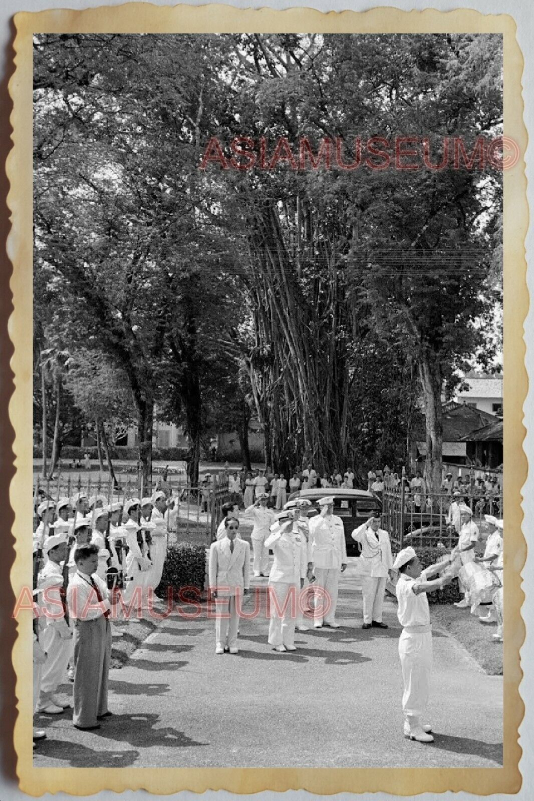 40s Vietnam War SAIGON CITY HALL FRENCH GENERAL FLAG CAR TREE Vintage Photo 1676