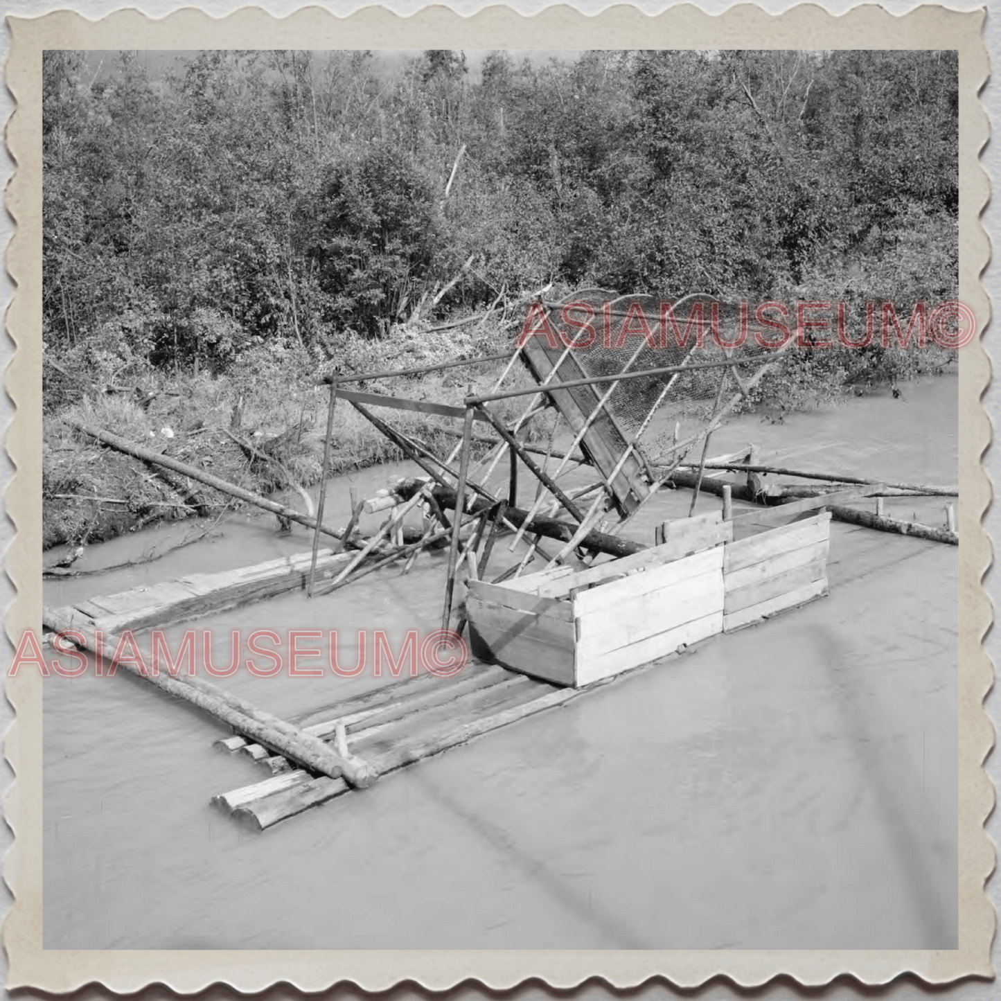 50s FAIRBANKS NORTH STAR BOROUGH ALASKA RIVER FISH TRAP VINTAGE USA Photo 12378