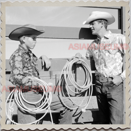 40s AUGUSTA KRONE RANCH COWBOY LASSO BARN  VINTAGE OLD USA AMERICA Photo S9138