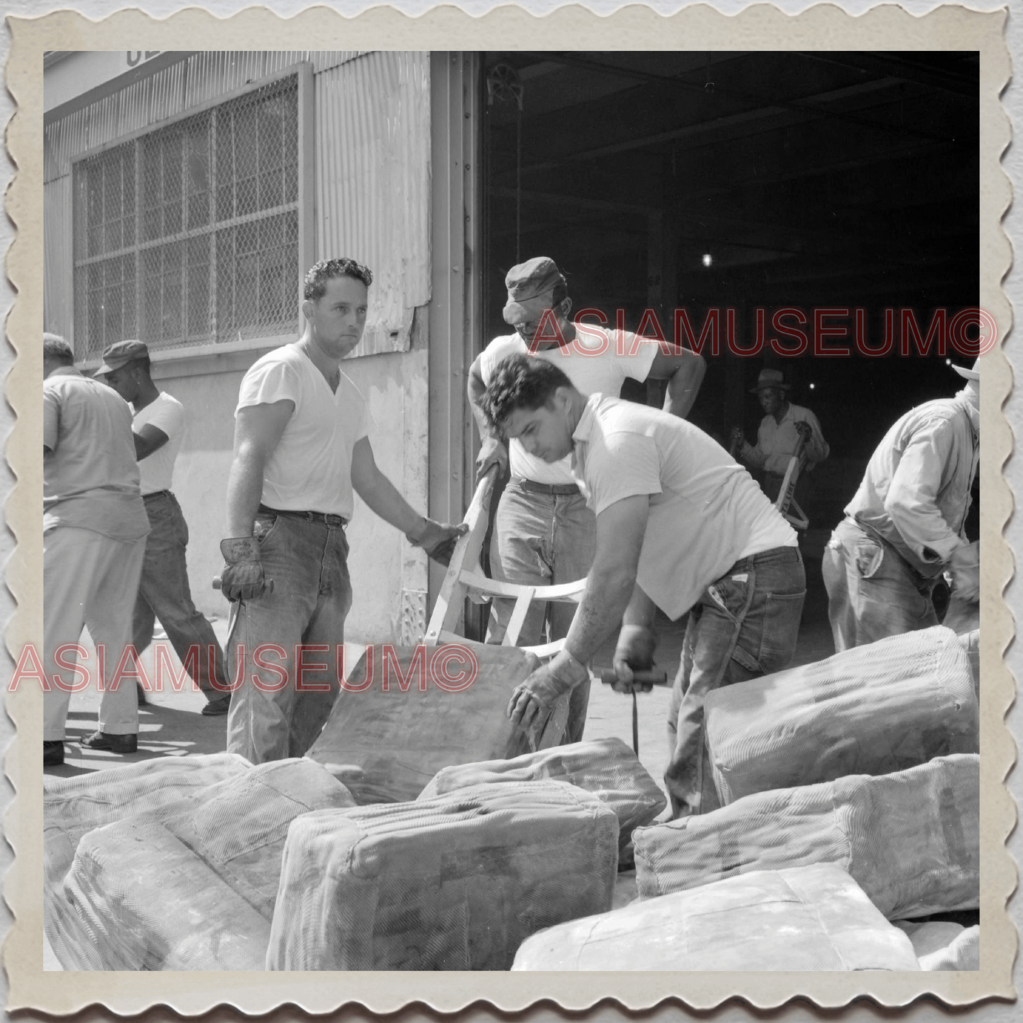 50s NEW ORLEANS LOUISIANA CITY MISSISSIPPI PORT HABOR WORKER OLD USA Photo 12038