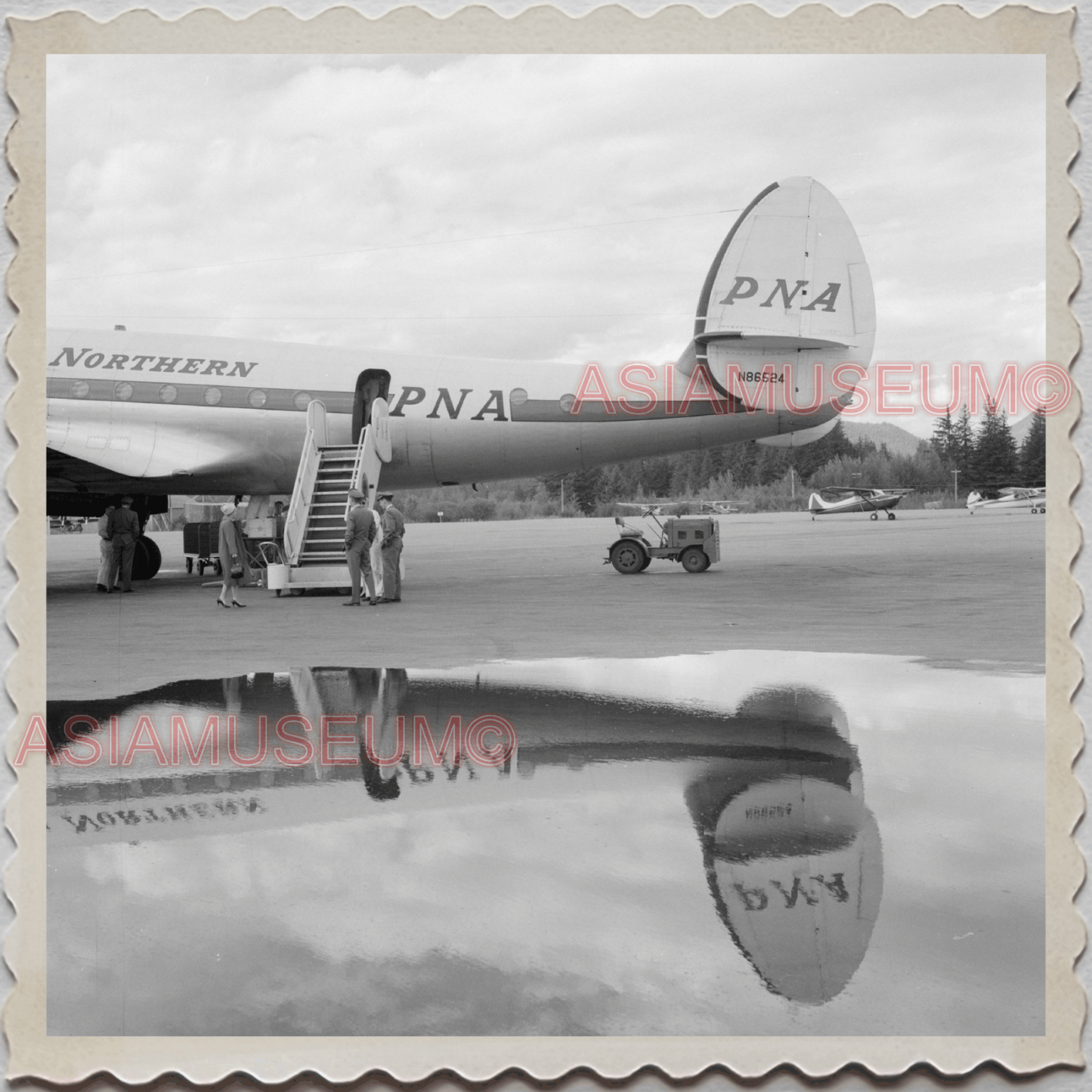 50s JANEAU CITY ALASKA GASTINEAU CHANNEL AIRPORT PLANE  VINTAGE USA Photo 9638