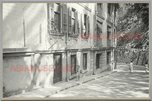 40s Hotel Building Man Women HONG KONG VINTAGE PHOTO POSTCARD RPPC 742 香港舊照片明信片