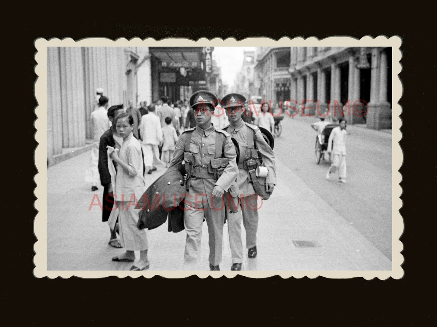 1940s WOMEN LADY ARMY WW2 BUILDING STREET SCENE car Vintage Hong Kong Photo 1750