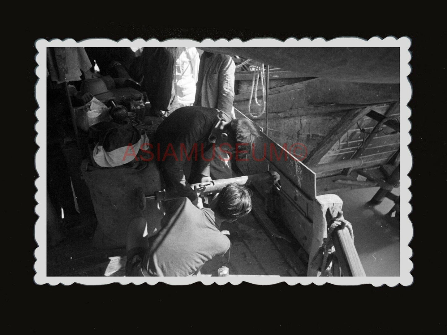 1940s LABOR REPAIR BOAT SHIP JUNK CHINA SAIL PIER Vintage Hong Kong Photo #1593