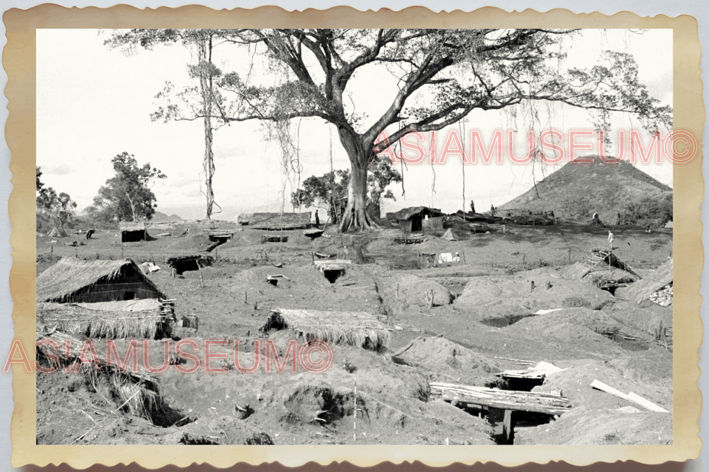 40s WW2 Vietnam HANOI FRANCE UNDERGROUND TUNNEL ARMY CAMP Vintage Photo 24549