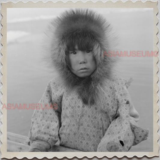 50s UTQIAGVIK NORTH SLOPE BARROW ARCTIC ALASKA BOY PORTRAIT OLD USA Photo 7607