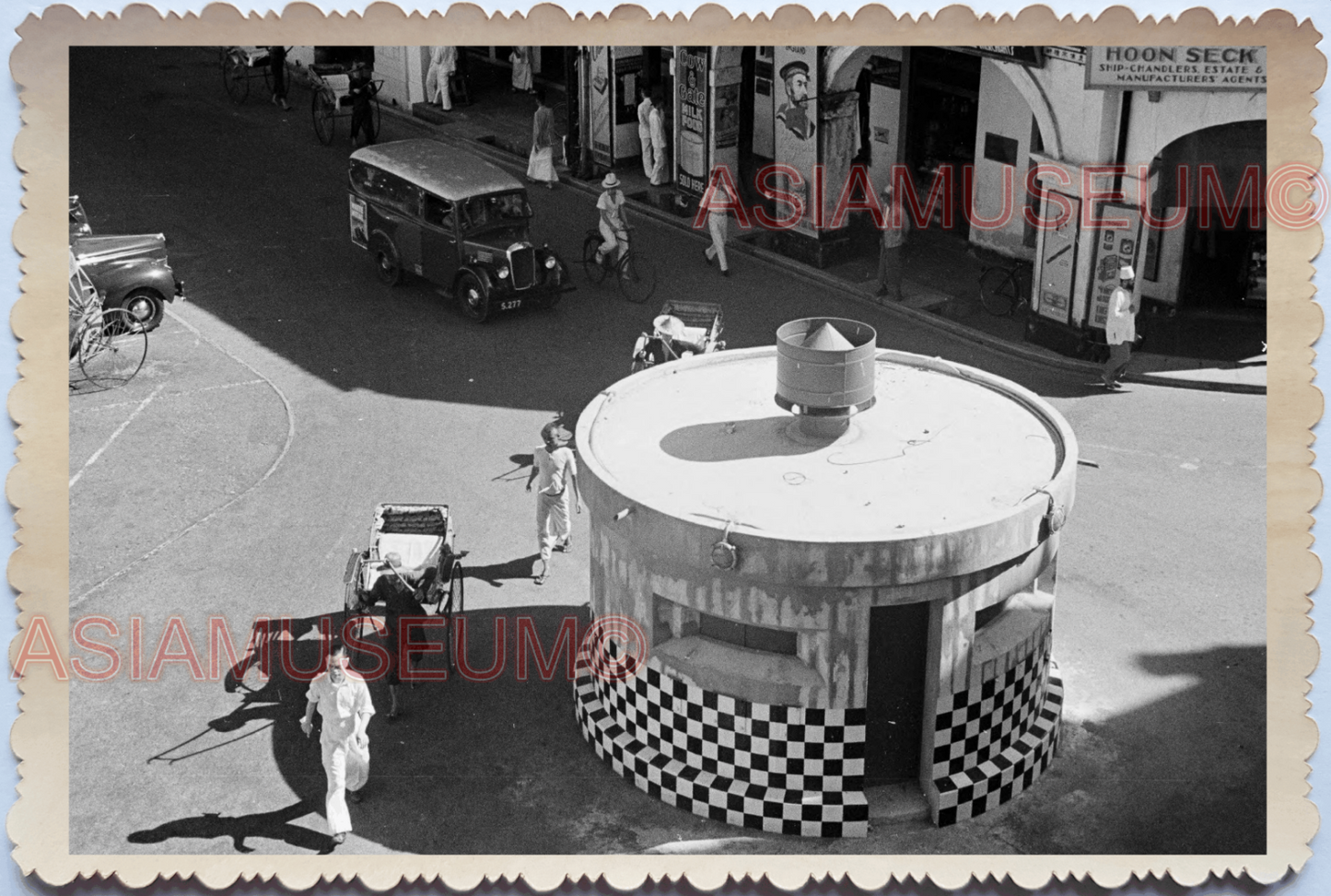 WW2 Street Scene Pillbox Bunker Car Rickshaw B&W Vintage Singapore Photo 17565