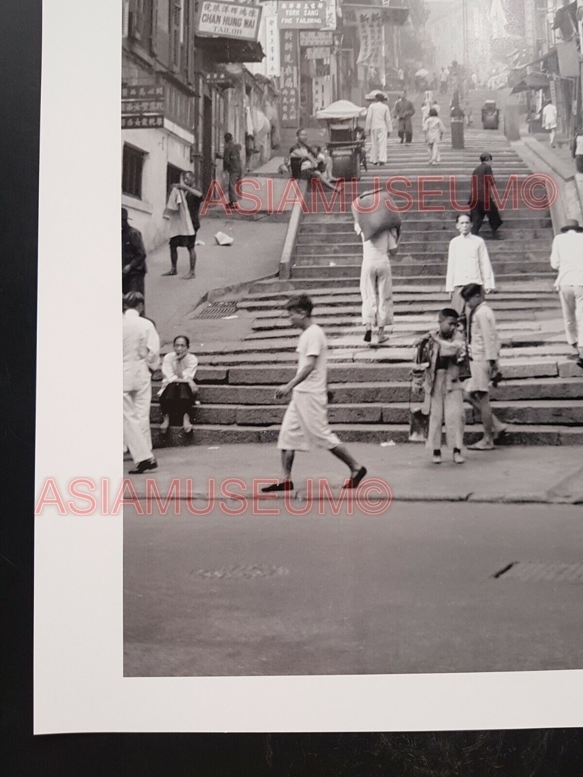 40's LARGE HONG KONG CENTRAL STEPS STREET SCENE CHILDREN Old Vintage Photo 香港老照片