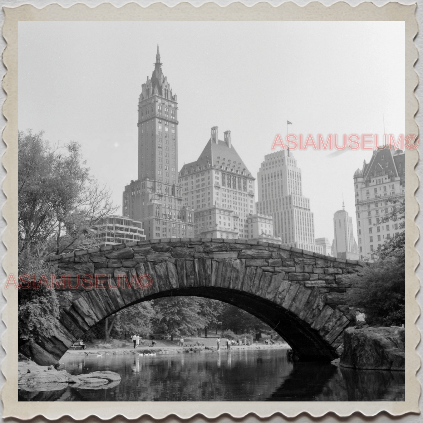 50s MANHATTAN NEW YORK CITY GAPSTOW BRIDGE CENTRAL PARK ZOO OLD USA Photo 8431