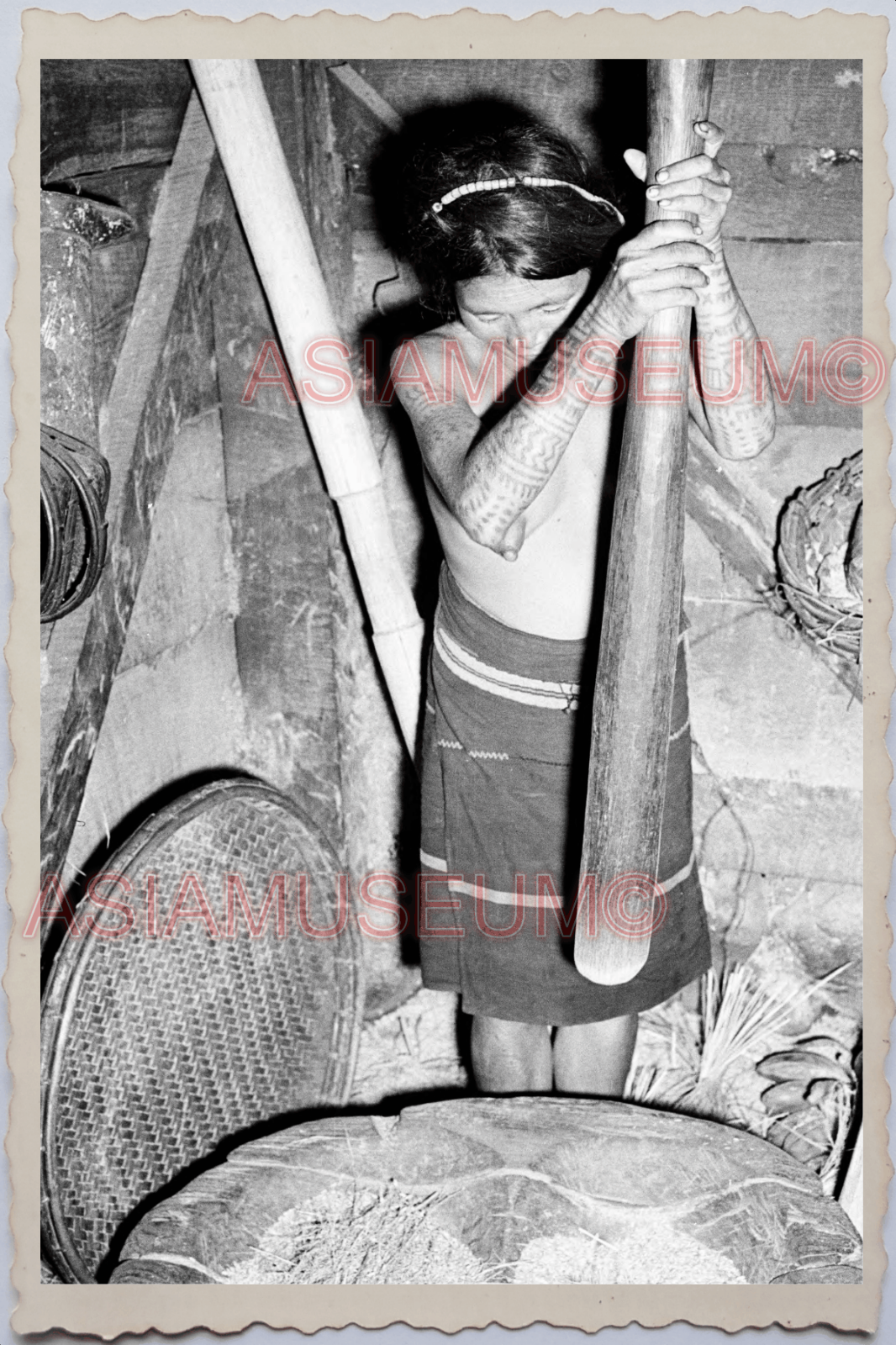 50s PHILIPPINES LUZON MOUNTAIN TRIBE GIRL LADY WOMEN TATTOO Vintage Photo 24244