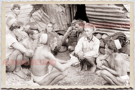 50s PHILIPPINES MANILA LUZON MOUNTAIN TRIBE MAN TOPLESS CAVE Vintage Photo 24328