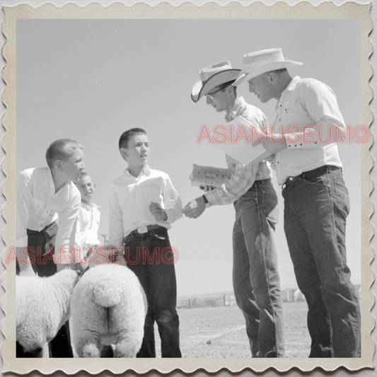 50s HARDIN TOWN BIG HORN COUNTY MONTANA SHEEP 4H SHOW BOY VINTAGE USA Photo 8588