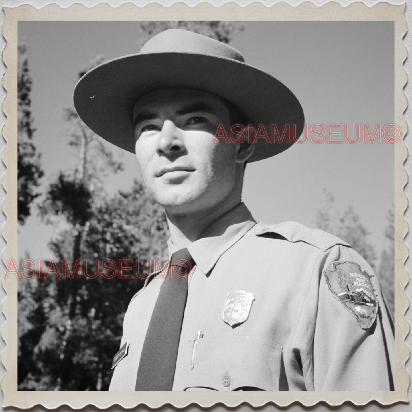 50s GRAND TETON NATIONAL PARK JACKSON WYOMING MAN RANGER OLD USA Photo 12041