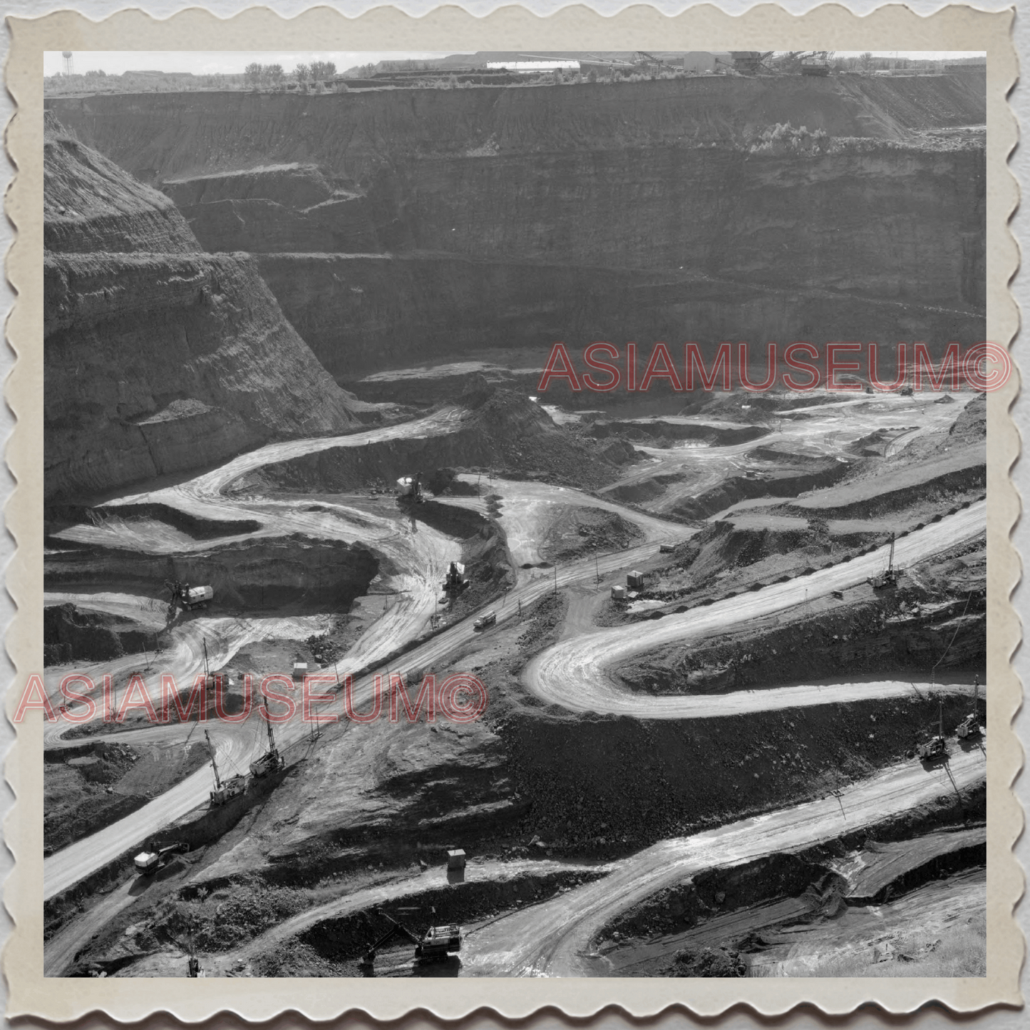 50s HIBBING CITY SAINT LOUIS COUNTY MINNESOTA IRON ORE MINE OLD USA Photo 9351