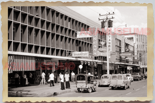 50s THAILAND BANGKOK STREET SCENE TRAFFIC SHOP STORE TUK TUK Vintage Photo 37138