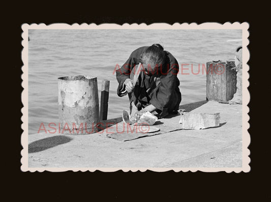 1940's WOMEN LADY China Worker Labor Pier Vintage Hong Kong Photo 香港旧照片 #2373