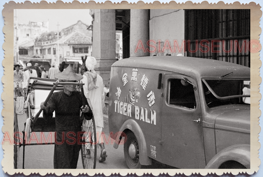 WW2 Street Scene Rickshaw Tiger Balm Advertise Car Vintage Singapore Photo 17718