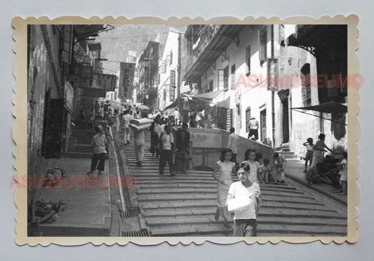 1940s CENTRAL STEP STREET SCENE LADY MAN OLD VINTAGE HONG KONG Photo 04010 香港旧照片