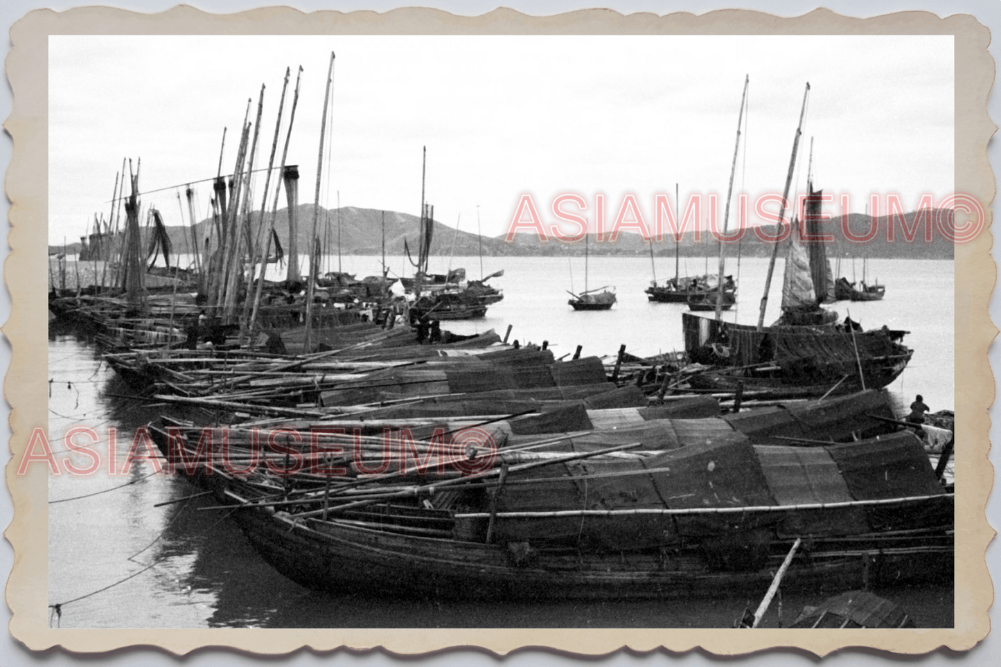 40's MACAU MACAO Fishing Boat Sampan Harbor Pier Sail Vintage Photo 澳门旧照片 27151