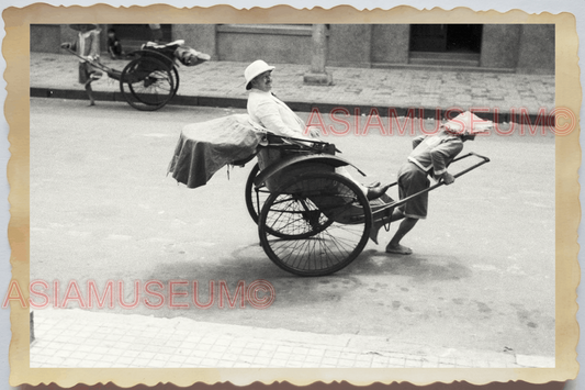 40s WW2 Vietnam HANOI STREET SCENE RICKSHAW STRAW HAT OLD Vintage Photo 04269