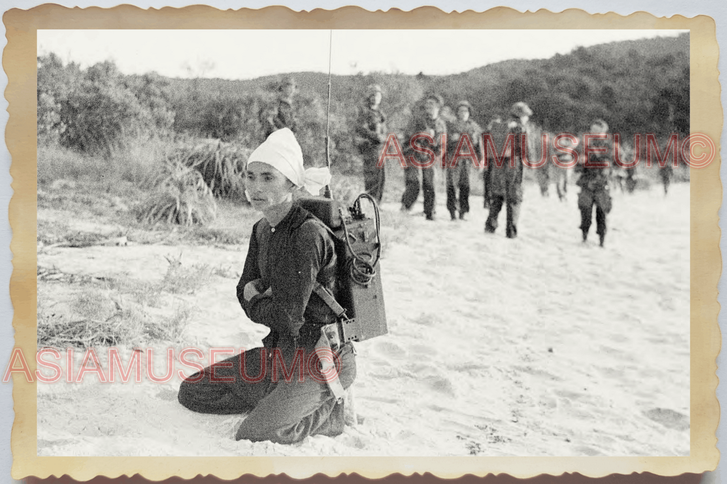 40s WW2 Vietnam FRENCH ARMY SOLDIER RADIO PHONE BATTLE WAR Vintage Photo 24810