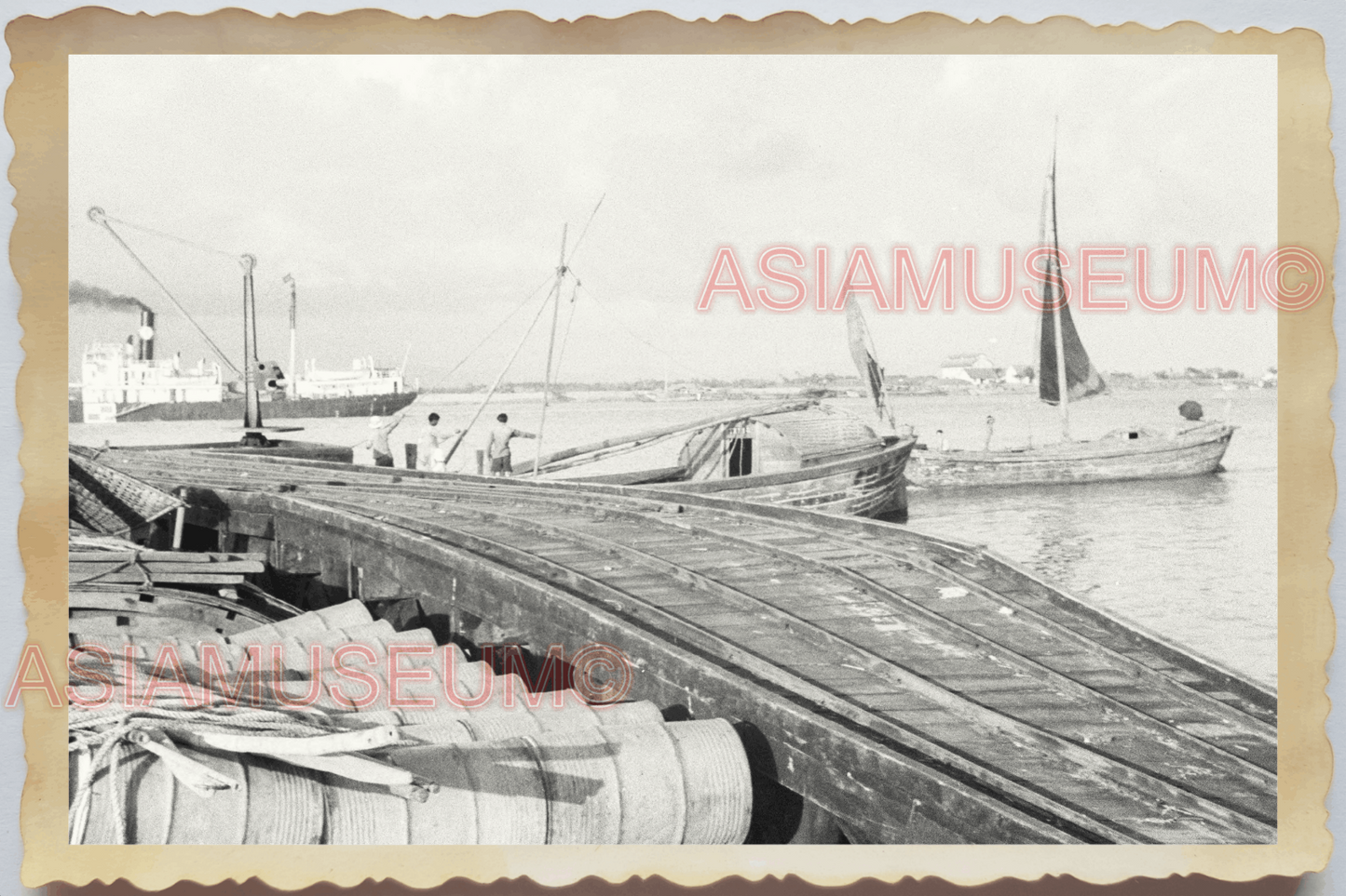 40s WW2 Vietnam HANOI BOAT SHIP DOCK OIL TEXACO BARREL OLD Vintage Photo 04268