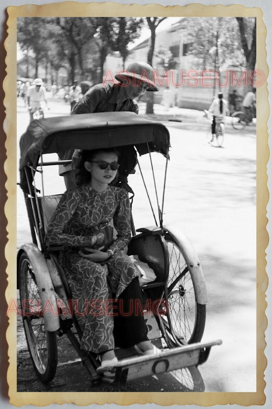 60s Vietnam War STREET SCENE ORIENTAL LADY TRISHAW BICYCLE Vintage Photo 1108