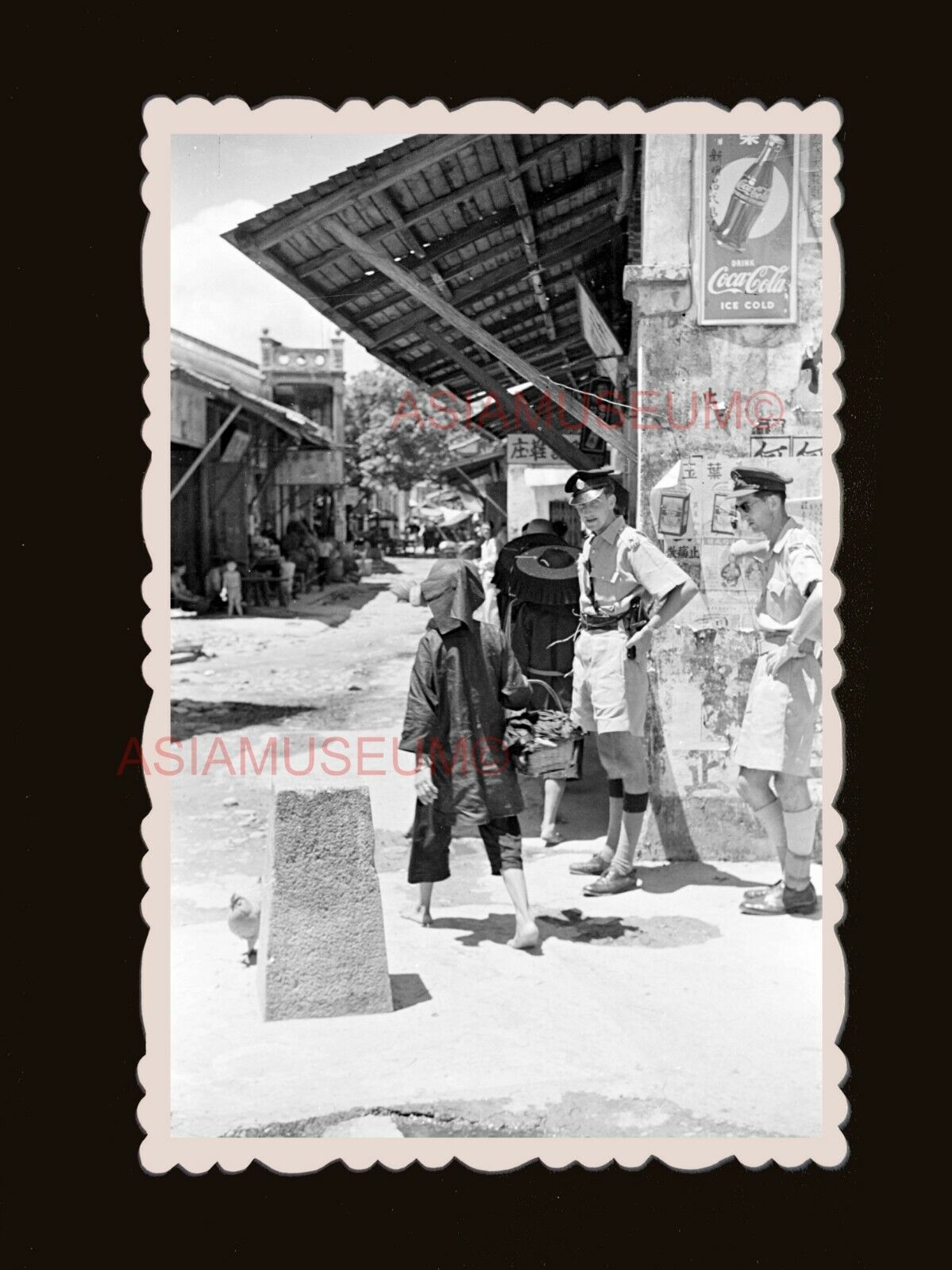 1940's Sha Tau Kok Police Office Women Vintage Old Hong Kong Photo 香港旧照片 #3127